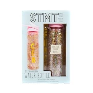 - STMT (SIMPLE TRENDY MODERN TOUCH) WATER BOTTLE
